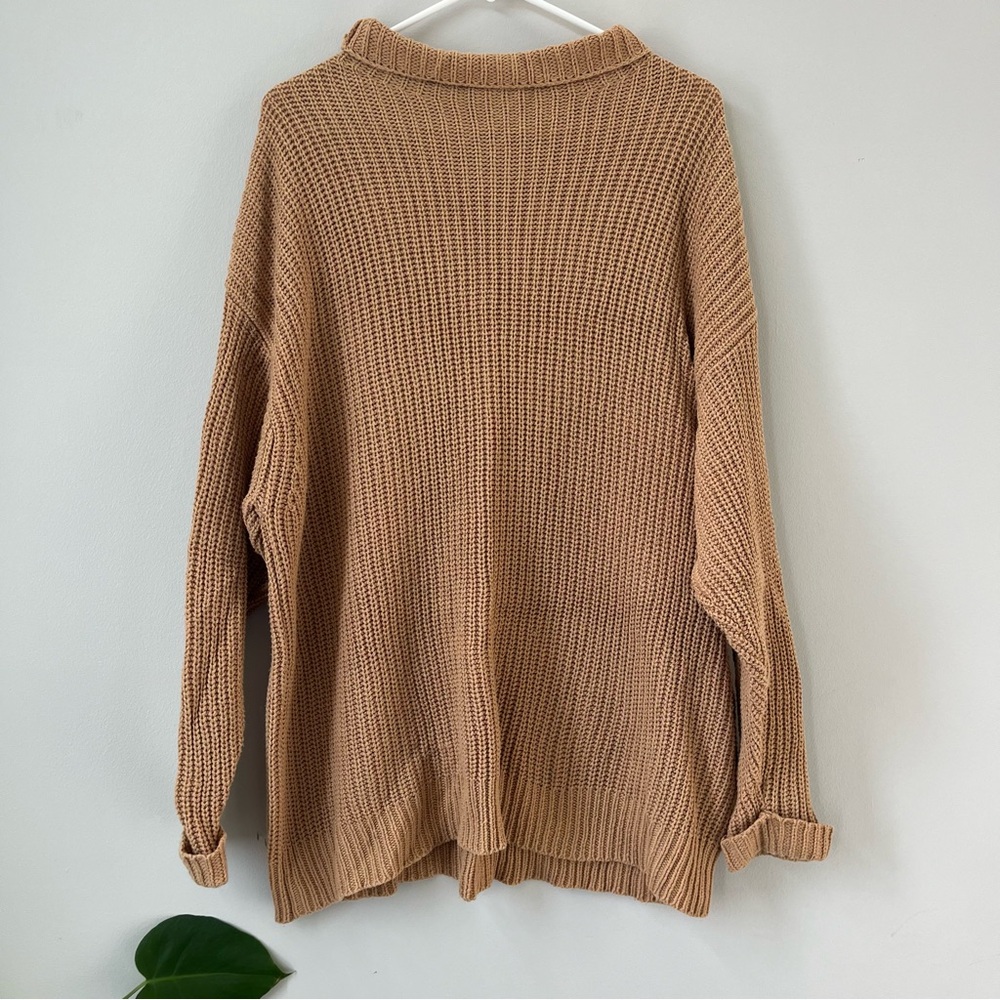 American Eagle Oversized Tan Knitted Women's Sweater Size Medium